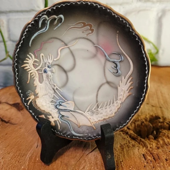 Japanese Dragon Small Dish or Saucer - Picture 6 of 6